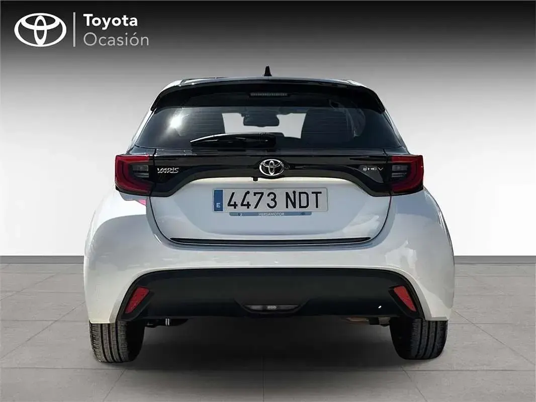 Usado Toyota Yaris Active 116 CV (85 kW) 2025 Utilitario