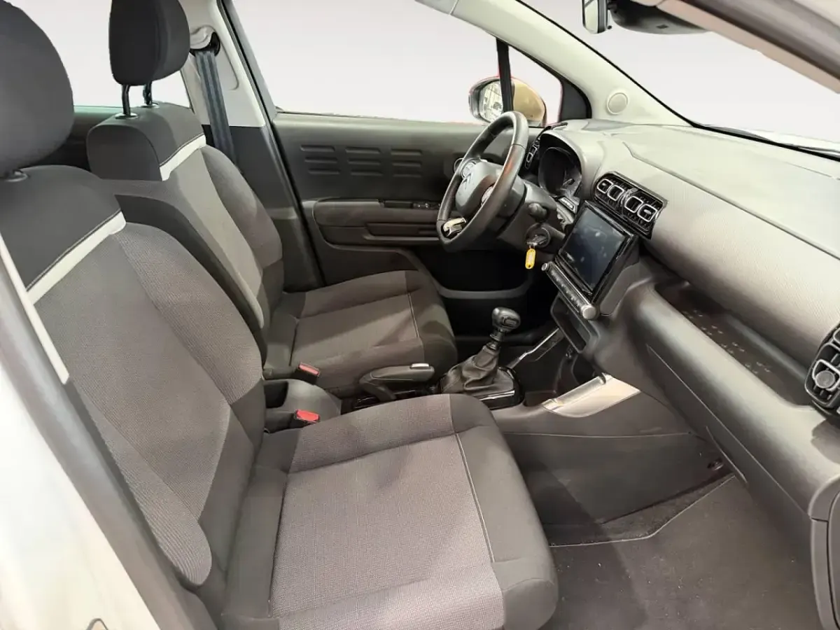 Käytetty Citroën C3 Aircross PureTech 110 HP (80 kW) 2023 Valkoinen Katumaasturi