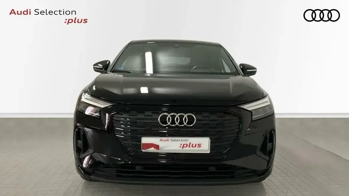 Usado Audi Q4 e-tron S-Line 150 kW (204 CV) 2023 Negro SUV