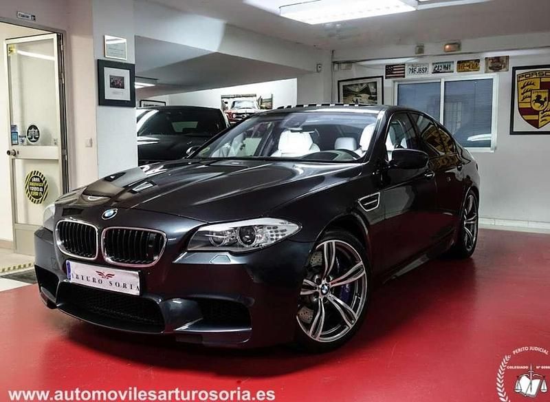 Usado BMW M5 Comfort Edition 560 CV (411 kW) 2012 Gris Berlina