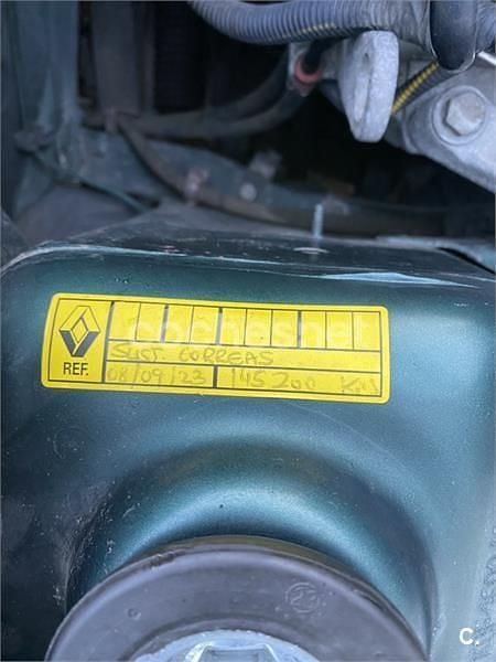 Verde Usado 1997 Renault Clio Campus Berlina | 1500 € - Imagen 1/4