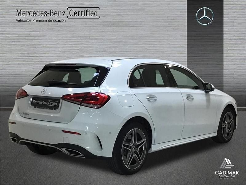 Usado Mercedes A250 AMG line 218 CV (160 kW) 2021 Blanco digital Berlina