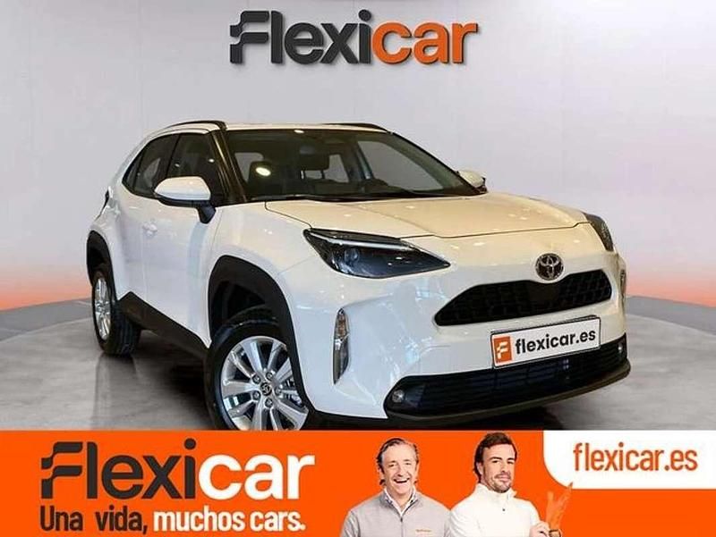 Blanco Usado 2024 Toyota Yaris Cross Style SUV | 21.690 € (Buen precio) - Imagen 1/4