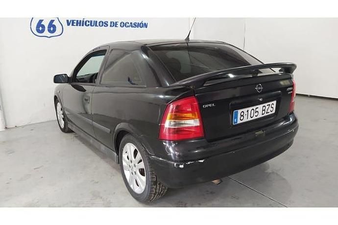 Usado Opel Astra Sport 100 CV (73 kW) 2002 Utilitario