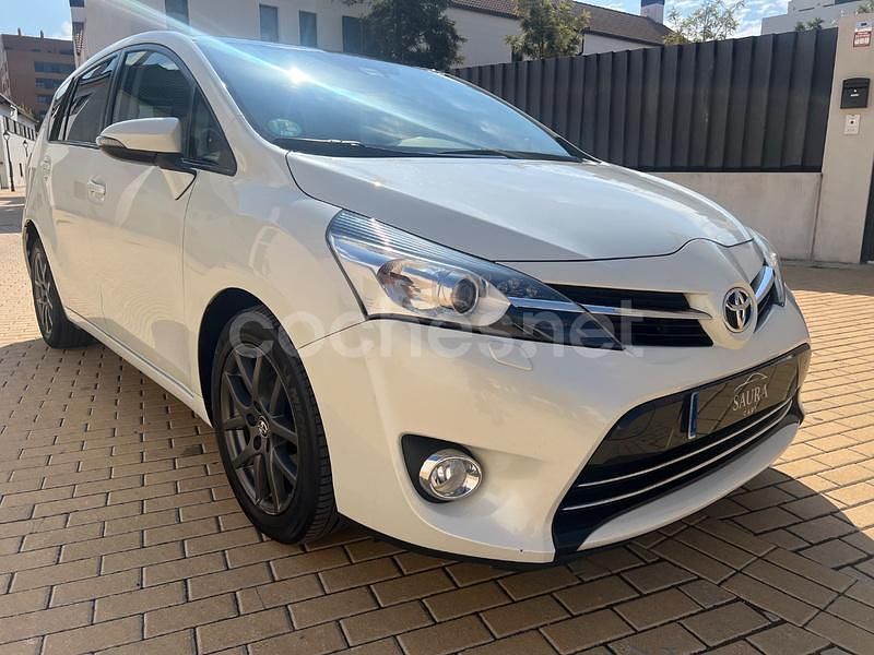 Usado Toyota Verso Advance 112 CV (82 kW) 2017 Blanco Monovolumen
