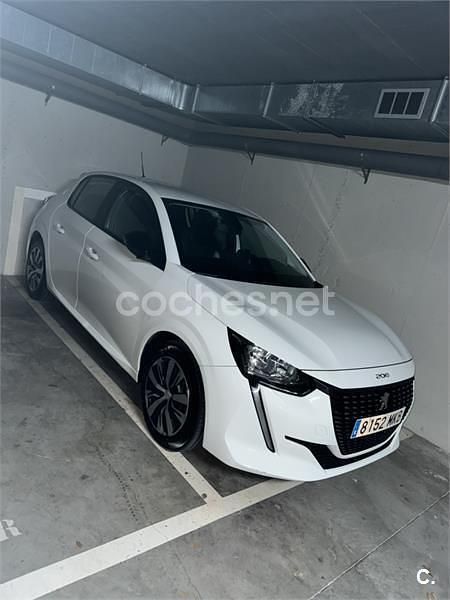 Usado Peugeot 208 Active 100 CV (73 kW) 2023 Blanco Utilitario
