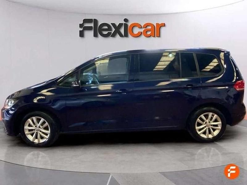 Usado VW Touran Advance 116 CV (85 kW) 2017 Azul Monovolumen