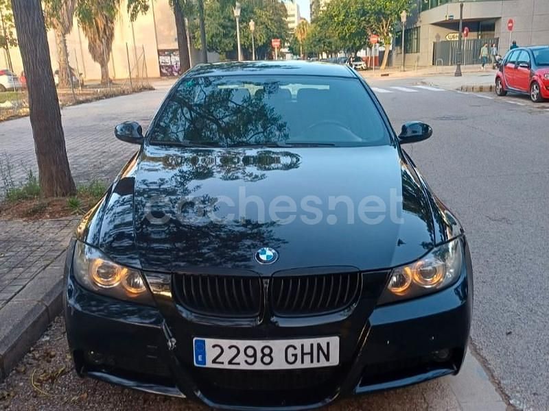 Negro Usado 2008 BMW 320 Berlina | 6800 € (Buen precio) - Imagen 1/4