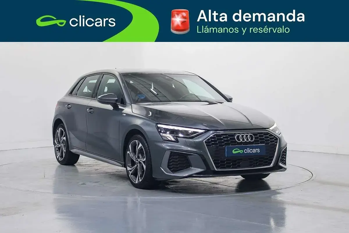 Usado Audi A3 Advanced 150 CV (110 kW) 2021 Gris Berlina