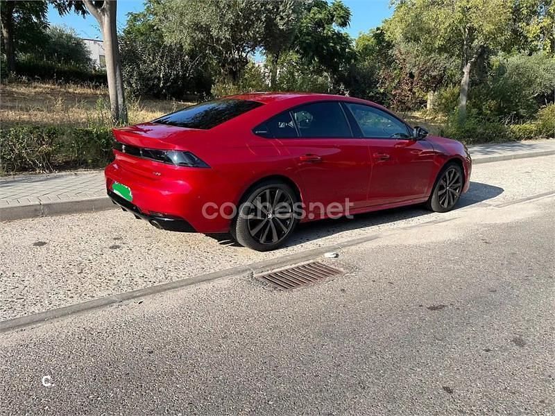 Usado Peugeot 508 GT-line 180 CV (132 kW) 2019 Rojo Familiar