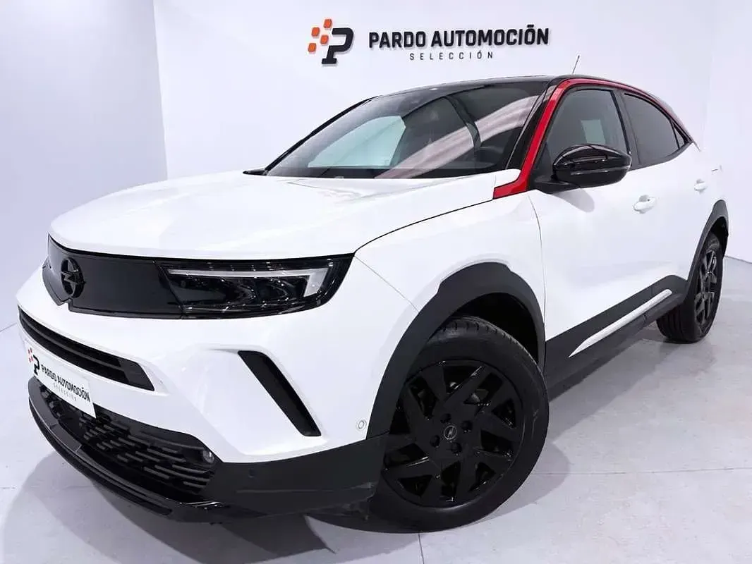 Usado Opel Mokka GS Line 110 CV (80 kW) 2021 Blanco SUV