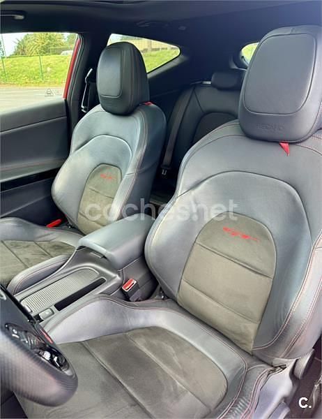 Usado Kia Ceed GT GT 204 CV (150 kW) 2015 Rojo Berlina