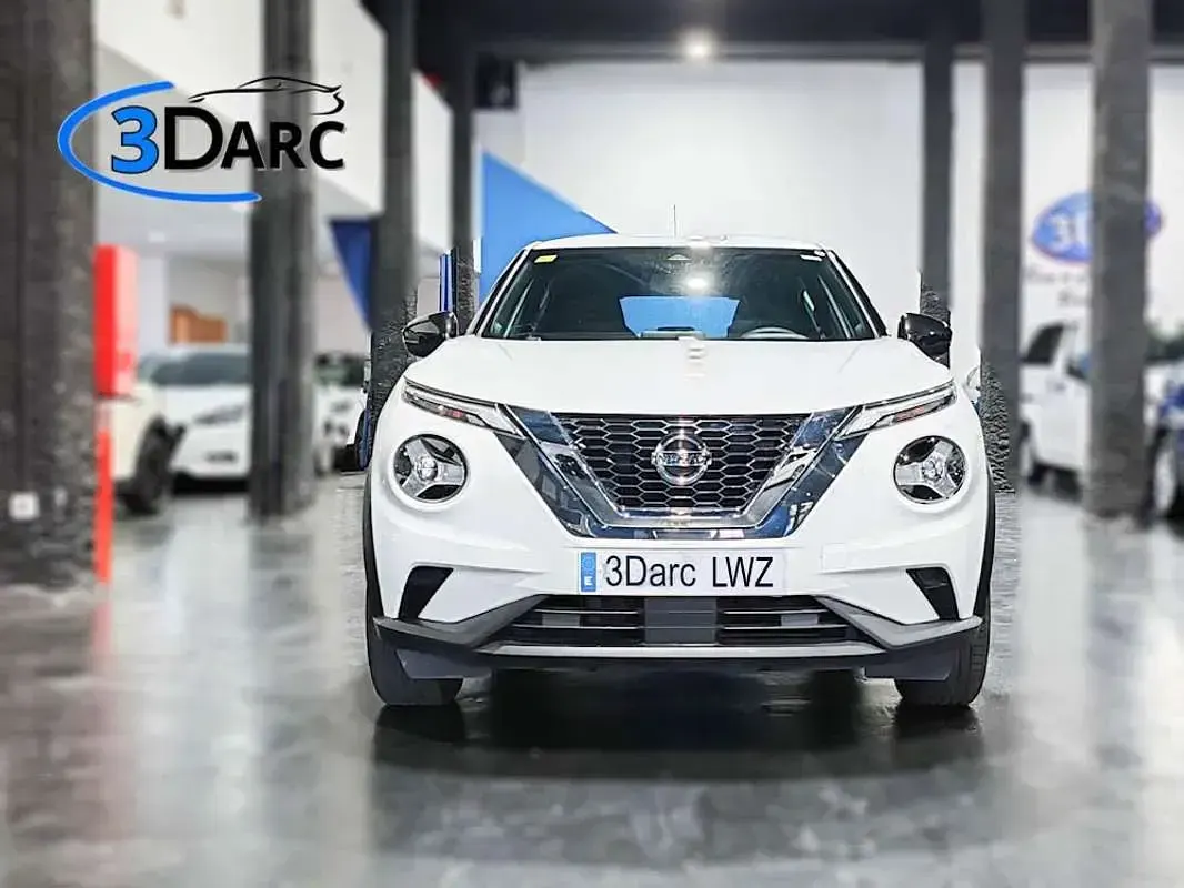 Używany Nissan Juke Acenta 114 KM (83 kW) 2022 Biały SUV