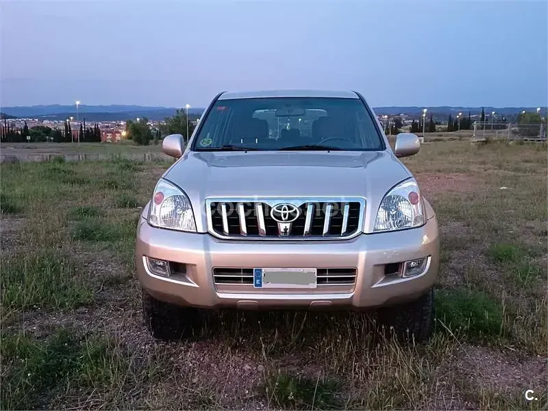 Usado Toyota Land Cruiser 173 CV (127 kW) 2007 Beige SUV