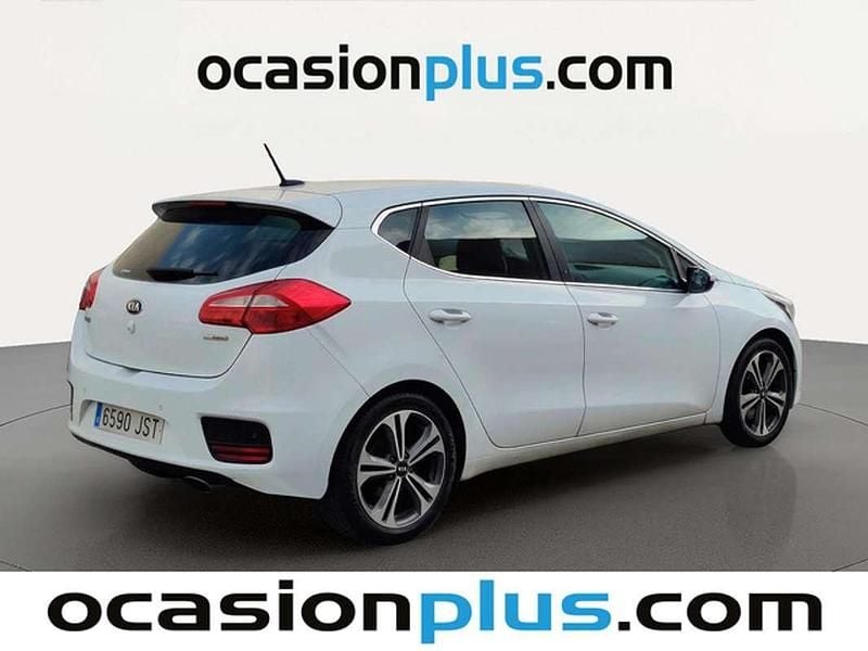 Usado Kia Ceed GT 136 CV (100 kW) 2016 Blanco Utilitario