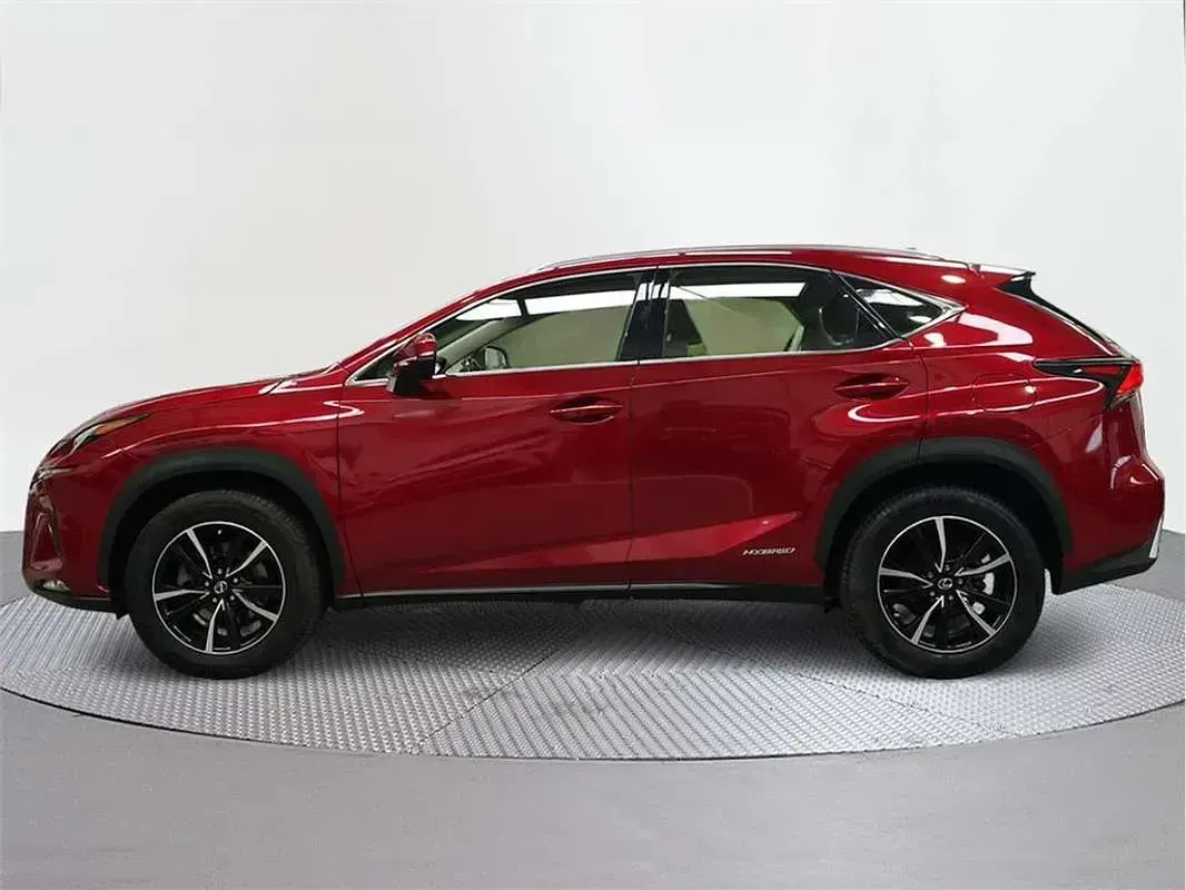 Usado Lexus NX300h Business Edition 197 CV (144 kW) 2017 SUV