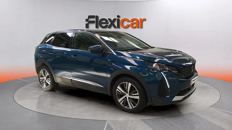Usado Peugeot 3008 Allure 131 CV (96 kW) 2021 Verde SUV