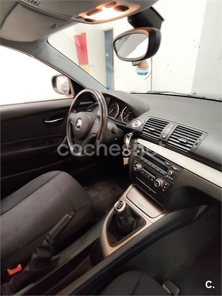 Usado BMW 116 115 CV (84 kW) 2012 Negro Utilitario