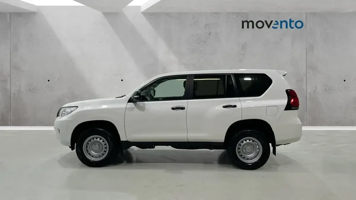 Begagnad Toyota Land Cruiser 204 HK (150 kW) 2021 Vit SUV