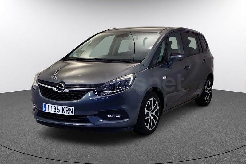 Usado Opel Zafira Selective 136 CV (100 kW) 2018 Gris / plata Monovolumen