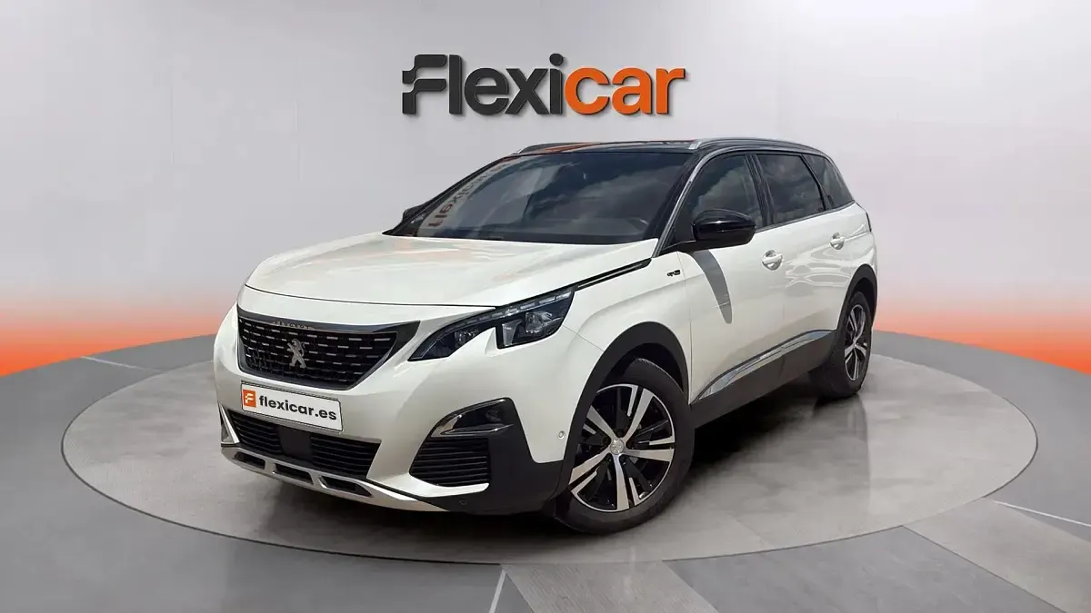 Usado Peugeot 5008 GT-line 131 CV (96 kW) 2017 Blanco SUV