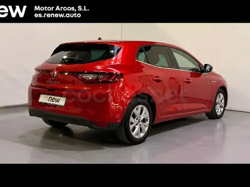 Usado Renault Mégane LIMITED 95 CV (69 kW) 2020 Rojo Berlina