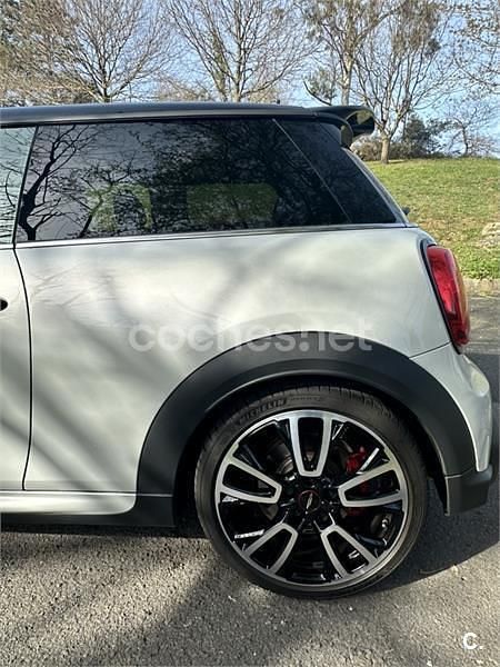 Usado Mini John Cooper Works 231 CV (169 kW) 2022 Gris / plata Utilitario