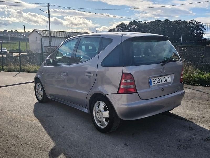 Usado Mercedes A170 Elegance 90 CV (66 kW) 2000 Beige Monovolumen