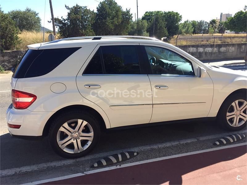 Usado Mercedes ML320 224 CV (164 kW) 2009 Blanco SUV