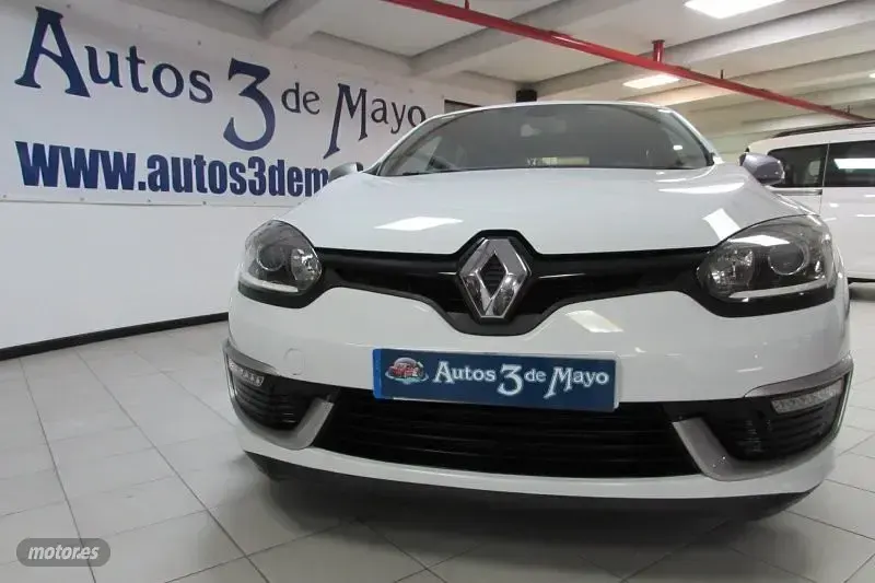 Usado Renault Mégane III 115 CV (84 kW) 2014 Blanco Berlina