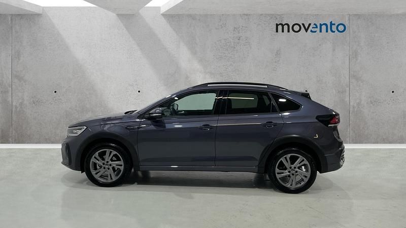 Usado VW Taigo R-line 150 CV (110 kW) 2023 Gris / plata SUV