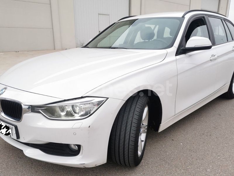 Blanco Usado 2013 BMW 320 Familiar | 8990 € (Buen precio) - Imagen 1/4