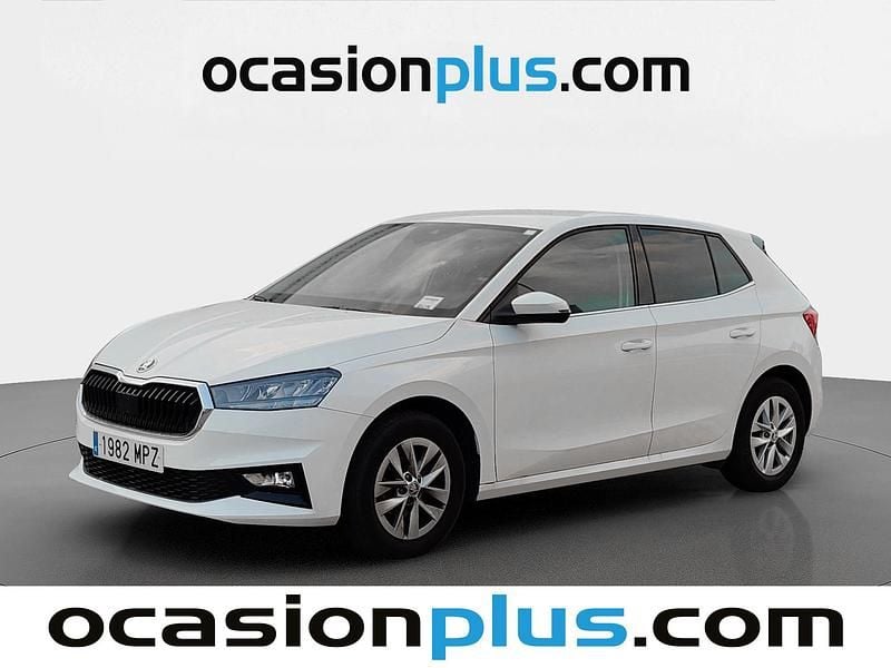 Blanco Usado 2024 Skoda Fabia Selection Utilitario | 15.410 € (Super precio) - Imagen 1/4