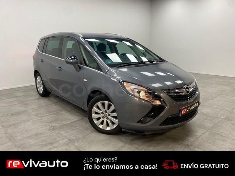 Usado Opel Zafira Tourer Excellence 140 CV (102 kW) 2016 Gris / plata Monovolumen