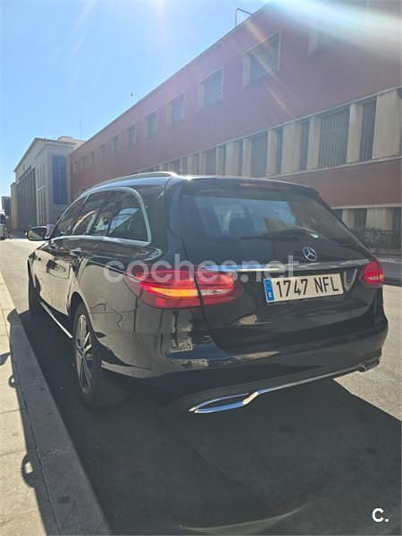 Usado Mercedes C250 204 CV (150 kW) 2017 Negro Familiar