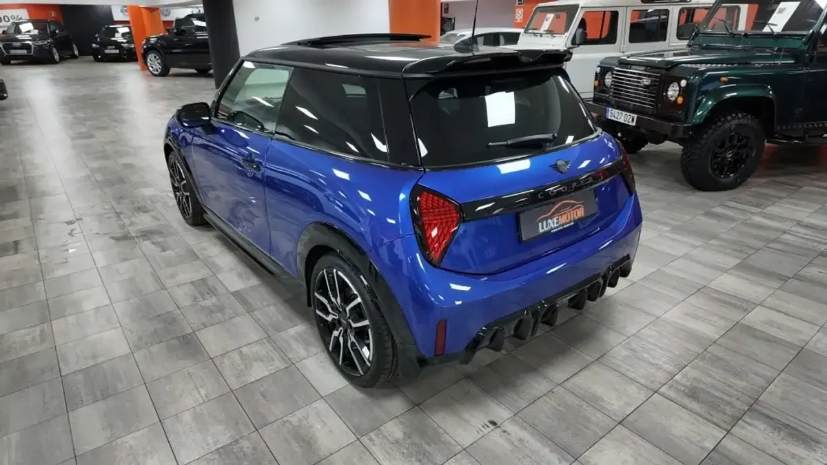 Usado Mini John Cooper Works Cabriolet 204 CV (150 kW) 2024 Azul Descapotable