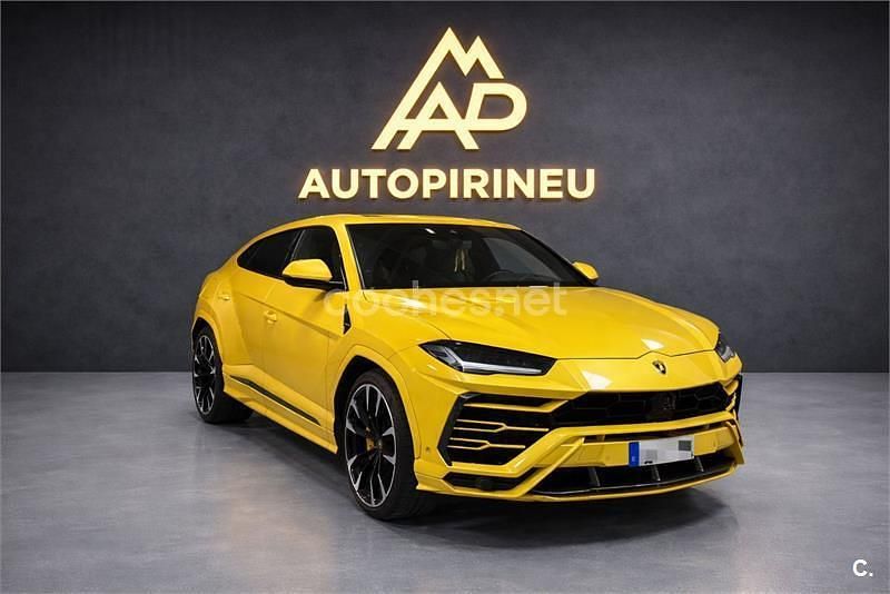 Usado Lamborghini Urus 666 CV (489 kW) 2023 Amarillo SUV