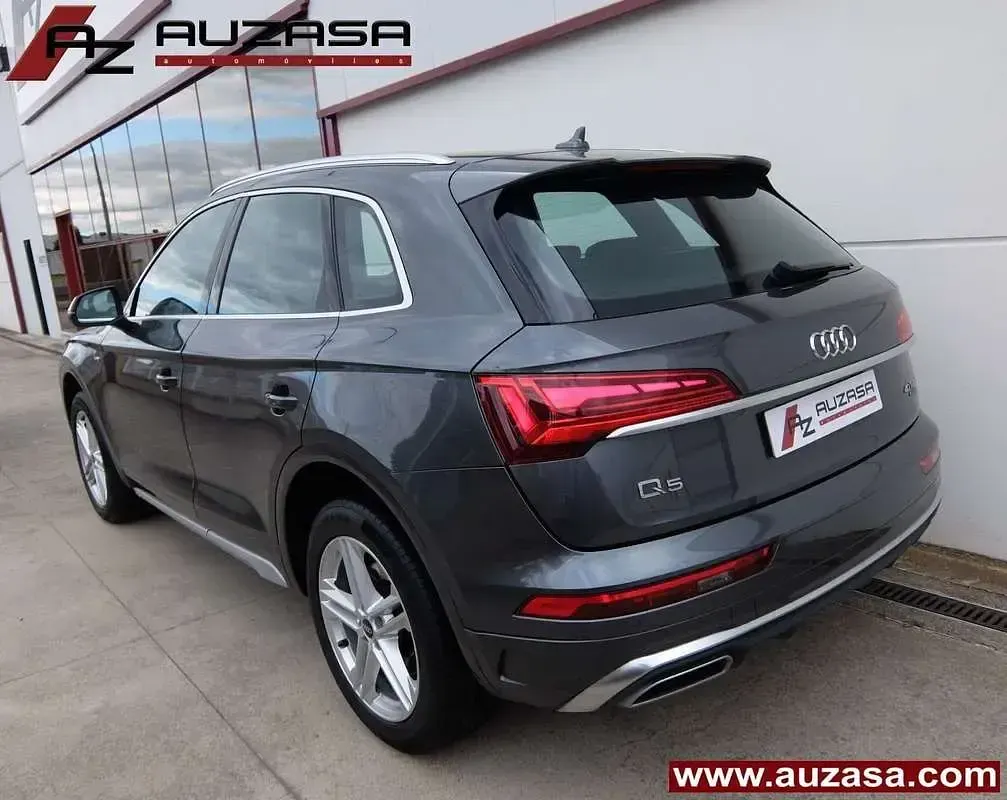 Usado Audi Q5 S-Line 204 CV (150 kW) 2021 Gris SUV