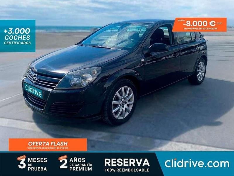 Usado Opel Astra GTC Sport 120 CV (88 kW) 2005 Negro Utilitario