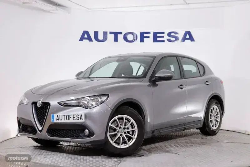 Gris Usado 2019 Alfa Romeo Stelvio SUV | 20.750 € (Precio justo) - Imagen 1/4