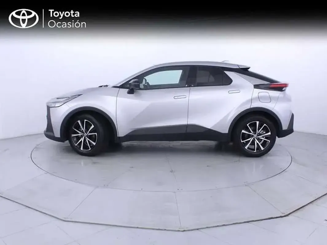 Usado Toyota C-HR Advance 140 CV (102 kW) 2025 Gris SUV