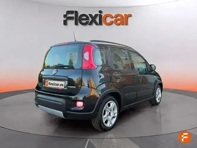 Usado Fiat Panda Cross Cross 70 CV (51 kW) 2023 Negro Utilitario