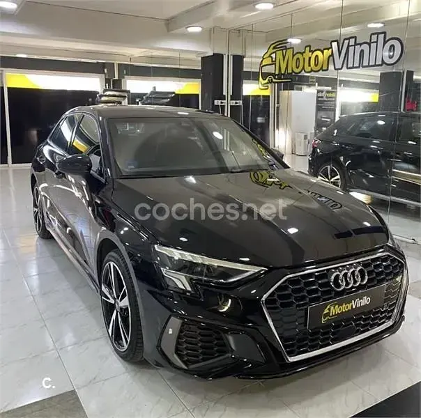 Usado Audi A3 S-Line 204 CV (150 kW) 2021 Gris / plata Berlina