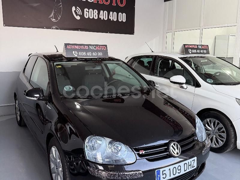 Negro Usado 2005 VW Golf IV Sportline Berlina | 4400 € (Precio justo) - Imagen 1/4