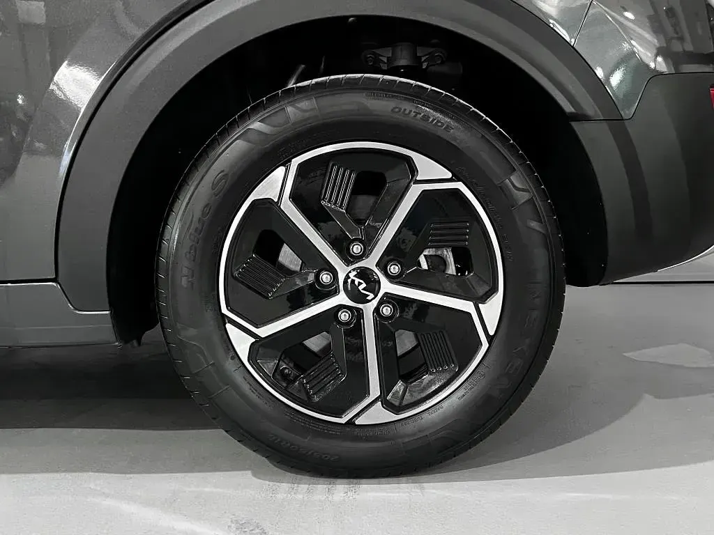 Usado Kia Niro 129 CV (94 kW) 2022 Interstellar gray (agt) SUV