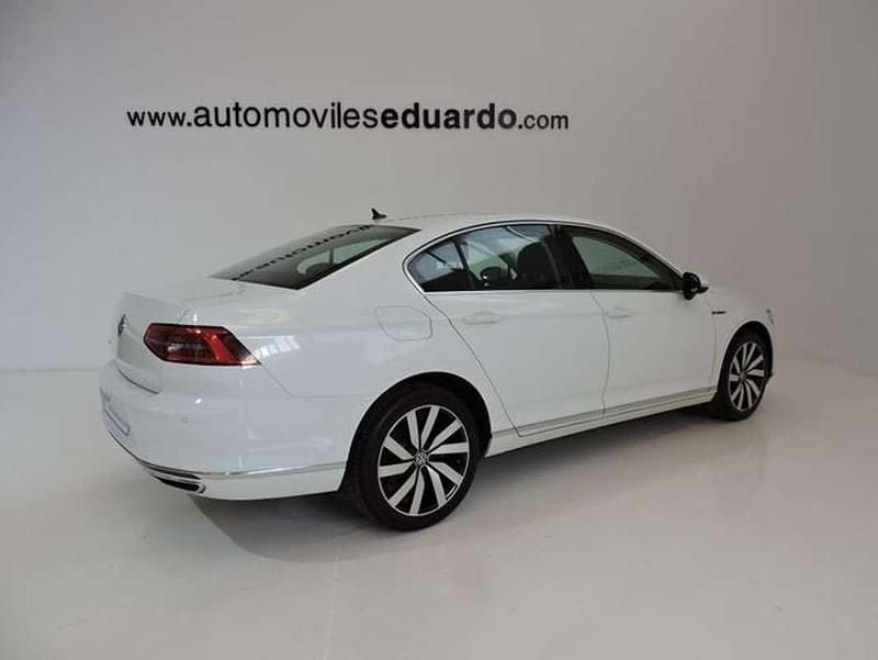 Usado VW Passat GTE 218 CV (160 kW) 2017 Blanco Berlina