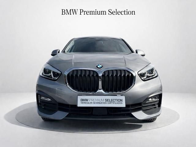 Käytetty BMW 118 Comfort Edition 150 HP (110 kW) 2024 Harmaa Viistoperä