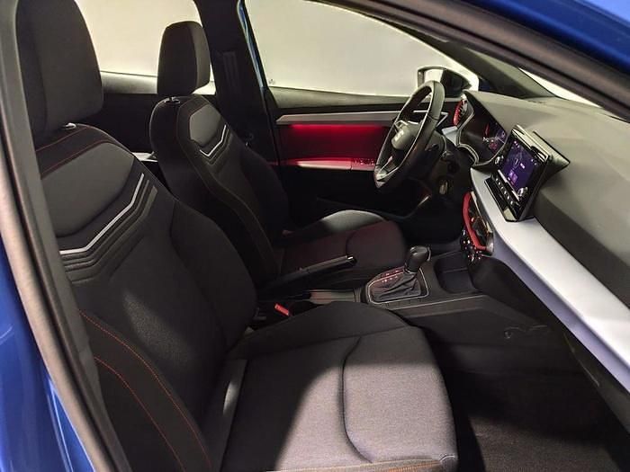 Usado Seat Ibiza FR 150 CV (110 kW) 2024 Azul Utilitario