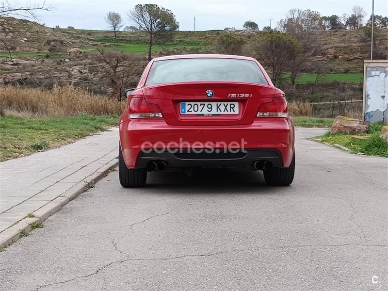 Rojo Usado 2011 BMW 135 Coupé Coupe | 21.900 € - Imagen 1/4