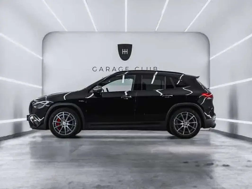 Usado Mercedes GLA45 AMG AMG 421 CV (309 kW) 2023 Negro SUV